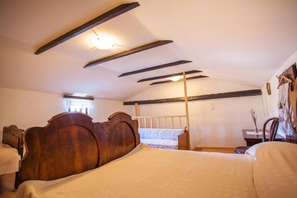 Apartment Vidovici Martinšćica Eksteriør bilde