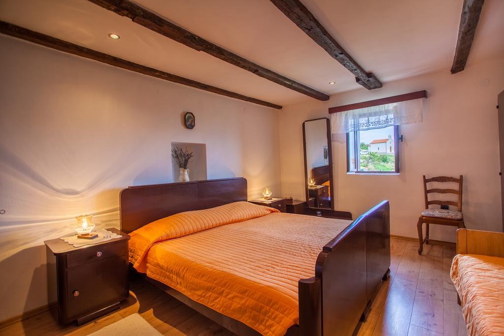 Apartment Vidovici Martinšćica Eksteriør bilde