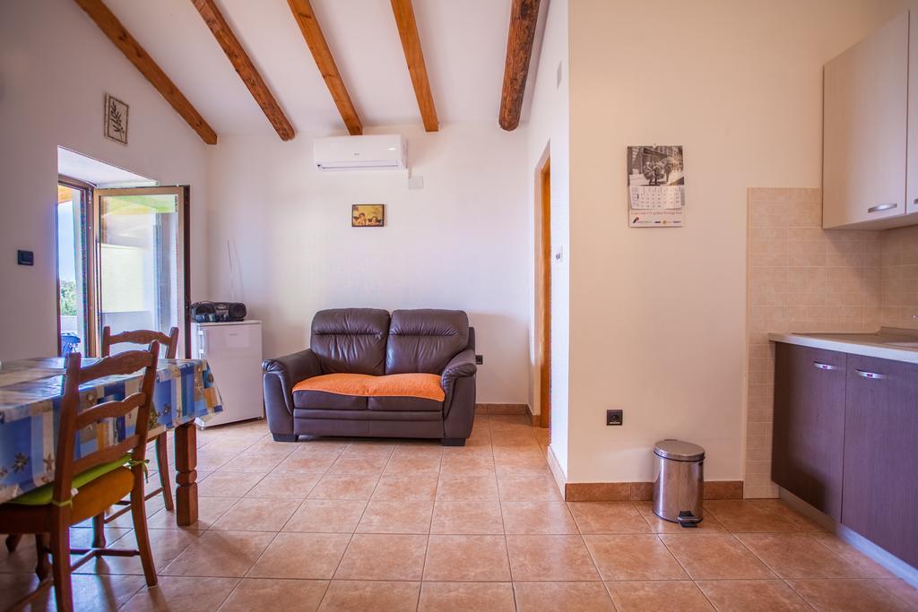 Apartment Vidovici Martinšćica Eksteriør bilde
