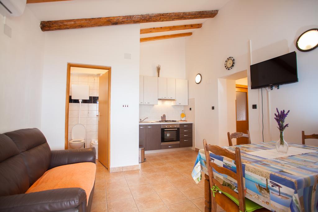 Apartment Vidovici Martinšćica Eksteriør bilde